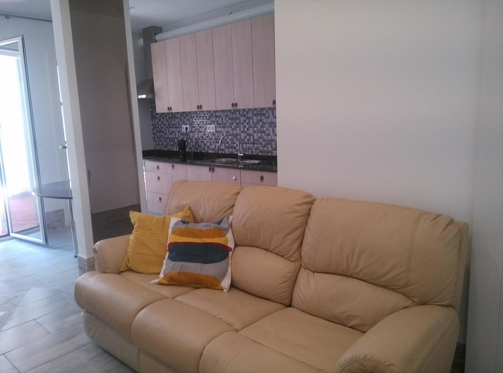 Apartamentos Bcntourism Pineda de Mar Bagian luar foto