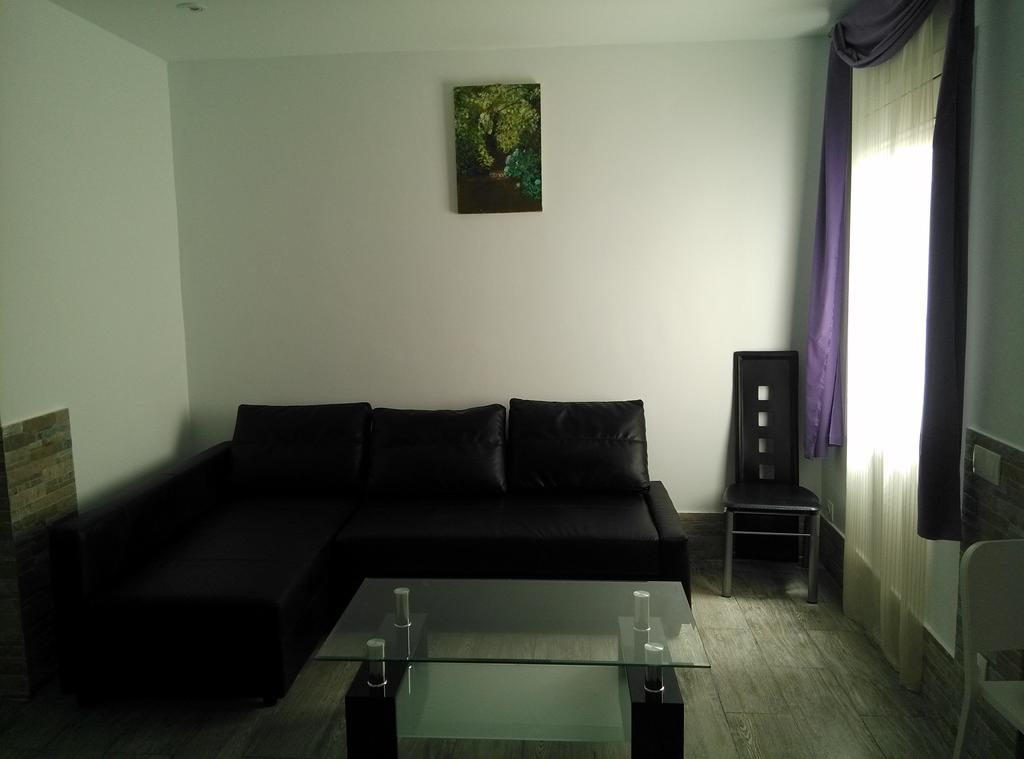 Apartamentos Bcntourism Pineda de Mar Bagian luar foto