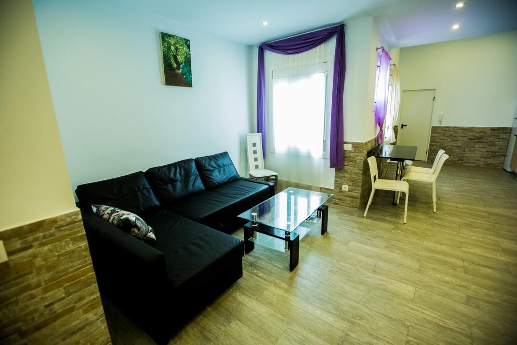 Apartamentos Bcntourism Pineda de Mar Bagian luar foto